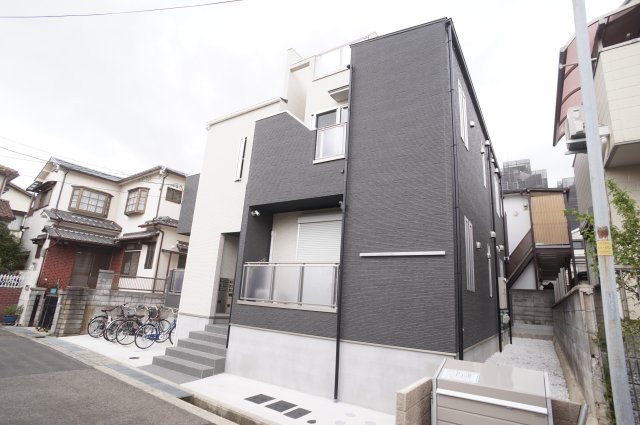 GRANDTIC RESIDENCE 宝塚