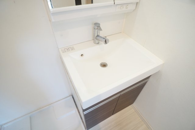 GRANDTIC RESIDENCE 宝塚の洗面所