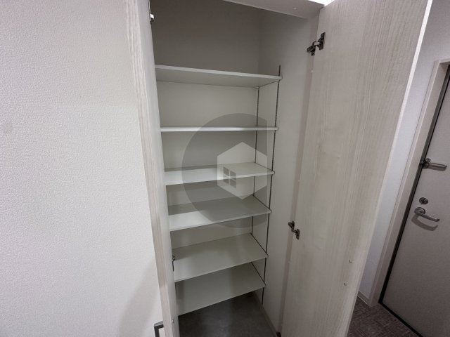 クリエオーレ衣摺1の収納