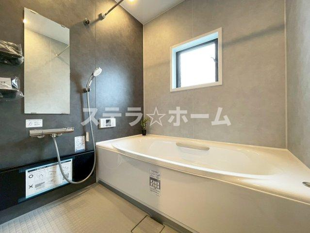 十三東4 中古戸建の浴室|きれいなお風呂です