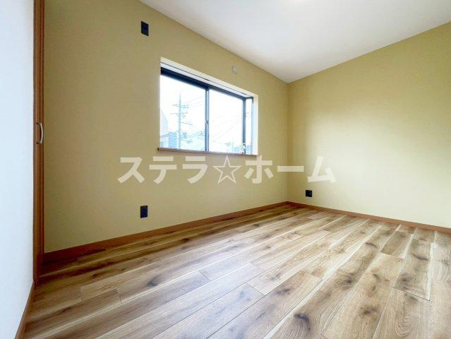 十三東4 中古戸建の洋室|きれいな洋室です