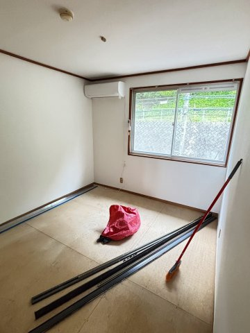☆北側の居室☆リフォーム中です☆