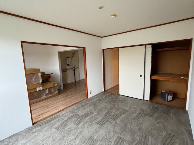 ☆洋室6帖の押入れ