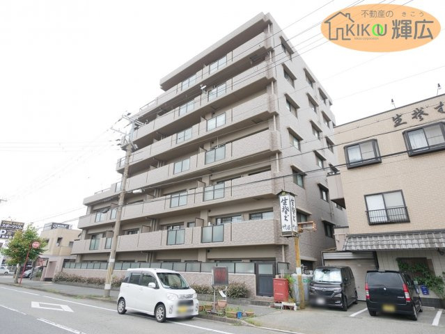 リベール加古川南Ⅱ　3階の外観|専有面積70.22平米の3LDKです。現況、空き家です。また、リフォーム済みですので即ご入居頂けます。
