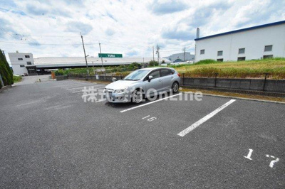 【駐車場】 | レオパレスグロス　ヴェスト