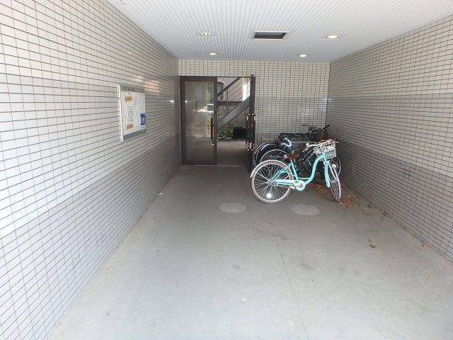 ウイング武蔵小杉のエントランス