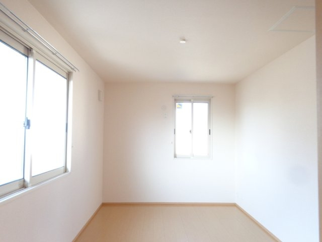エミネンス手城　B棟の洋室