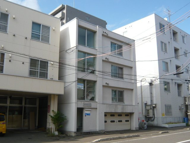 札幌市東区北十七条東１丁目の賃貸マンション
