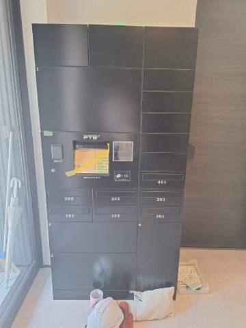 グランノーブル大森の玄関