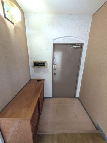パレ武庫川の玄関|ゆったりとした玄関です