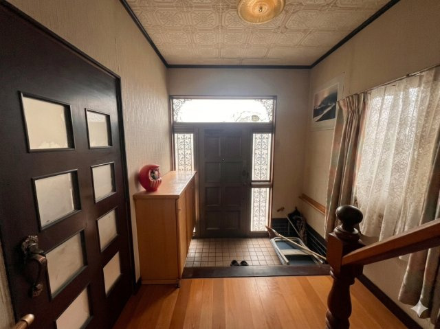 小山市三峯　続き間和室のある中古住宅、小山駅歩いて12分の玄関