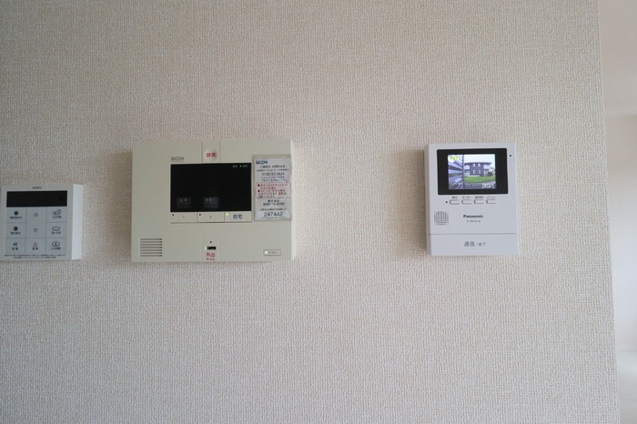 カーサベルデのセキュリティ|SECOMホームセキュリティ標準搭載、カラーモニター付インターホン（録画機能付）