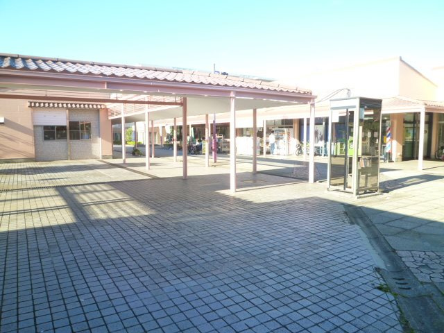 聖ヶ丘商店街が徒歩４分の所にございます♪