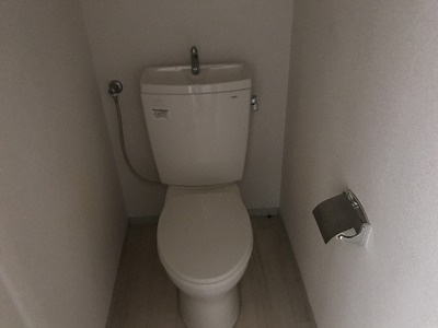 トイレは広々としています♪