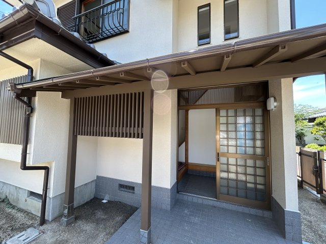 石井町藍畑字竜王中古戸建の玄関