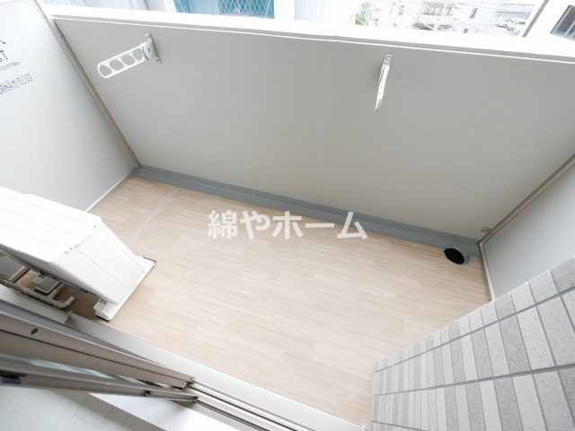 エスリード京橋グレイスのバルコニー|バルコニー付きです