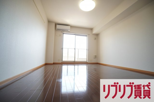 クレメント椿の居間・リビング