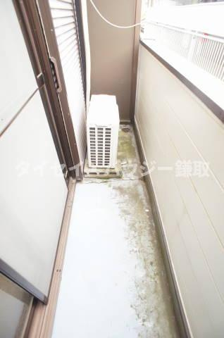 高田ハイツのバルコニー|同タイプのお部屋の画像となります。現況が異なる場合がございますのでご了承ください。