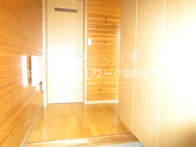 ハーバーシティ浦見 No.12の玄関