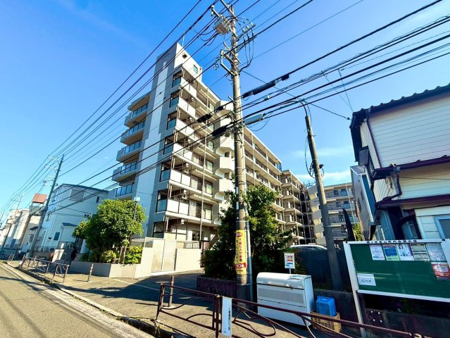 ユニーブル宮崎台の外観|落ち着いた佇まいが魅力のマンション