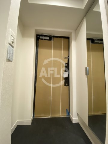 プレサンス天神橋筋六丁目ヴォワールの玄関|プレサンス天神橋六丁目ヴォワール　玄関スペース
