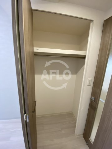 プレサンス天神橋筋六丁目ヴォワールの収納|プレサンス天神橋六丁目ヴォワール　クローゼット