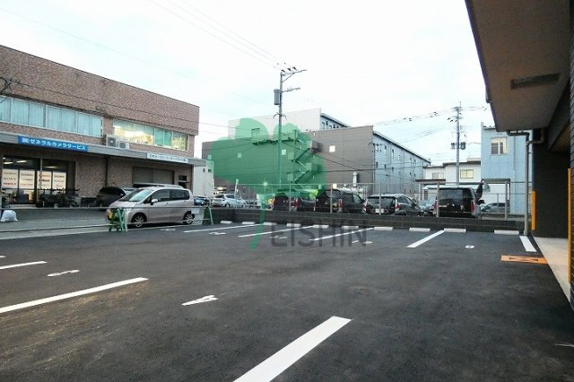 ルホソ山王の駐車場