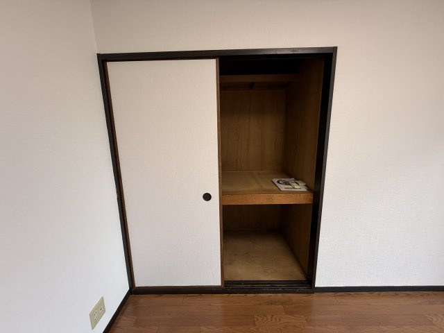 ハイツシャルマンの収納