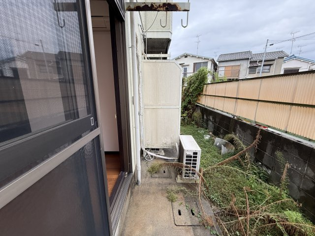 ハイツシャルマンのバルコニー