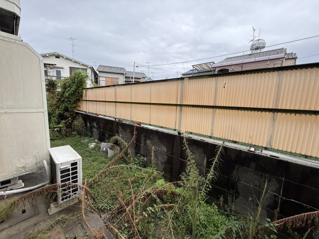 ハイツシャルマンの庭