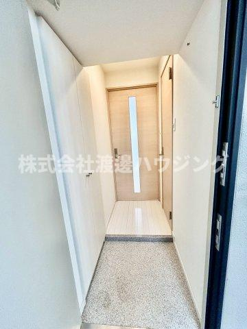 ラ・シャルム江坂の玄関