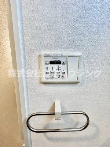 ラ・シャルム江坂の設備|浴室暖房乾燥機付き