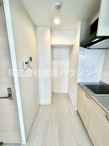 ラ・シャルム江坂の内装|冷蔵庫設置スペース