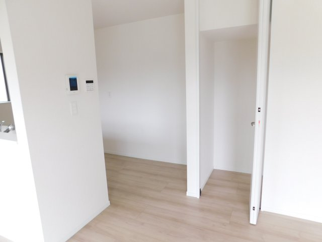 稲沢市井之口本町の新築一戸建の収納|◇リビング収納◇　　リビングの荷物やお子様のおもちゃなどが収納でき、リビングがスッキリと片付きます！