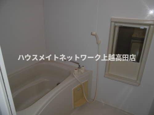 サンハイムヤマトⅠの浴室|追焚機能付