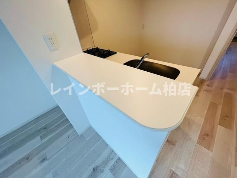 ＼＼【LINE連絡可】接客・申込・契約すべてオンライン完結可／／の内装|内装は落ち着いています