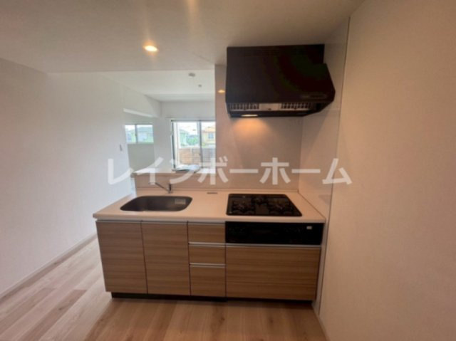 ＼＼【LINE連絡可】接客・申込・契約すべてオンライン完結可／／のキッチン