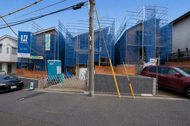 【横浜市鶴見区梶山2丁目8-21全3棟新築戸建て】★仲介手数料無料★（上末吉小学校・末吉中学校）
