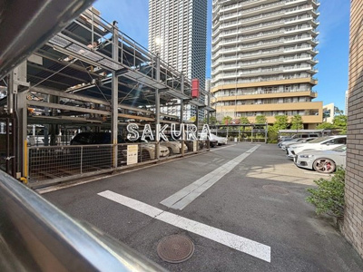 【駐車場】 | アールスタイルズ武蔵小杉WEST | 敷地内駐車場ございます♪