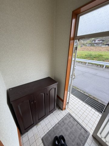 25/5/25NEW　戸建　高山市江名子町　450万円の玄関