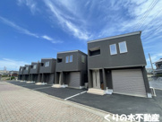 R’s GARAGE今治蔵敷町の画像