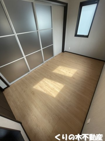 【洋室】 | R’s GARAGE今治蔵敷町 | 同タイプのお部屋です（現況を優先します）