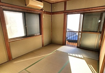 【寝室】 | アパート　富士見市上沢 | 趣のある和室です