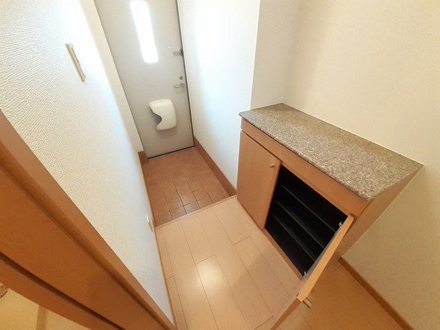 ピュア・トーンの玄関