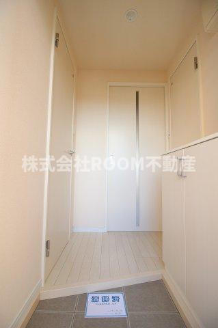 sumikaの内装|おしゃれな居間です