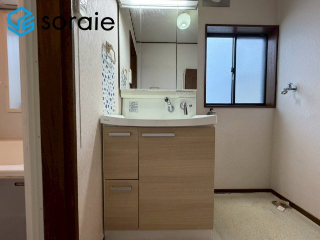 所沢市下安松　中古戸建の独立洗面台|2026/6/12　撮影