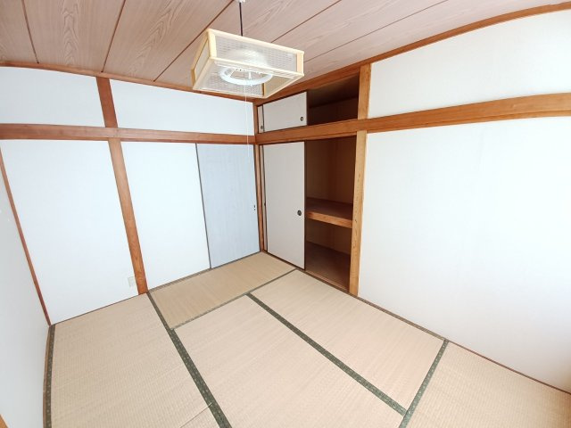 ミクターハイツの和室