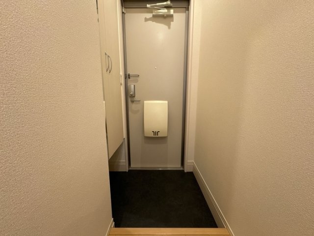 ルミエール誉田の玄関