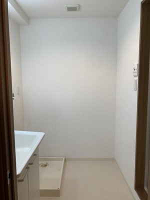 【設備】 | グランウフ保坂 | 洗面、脱衣所、洗濯パン