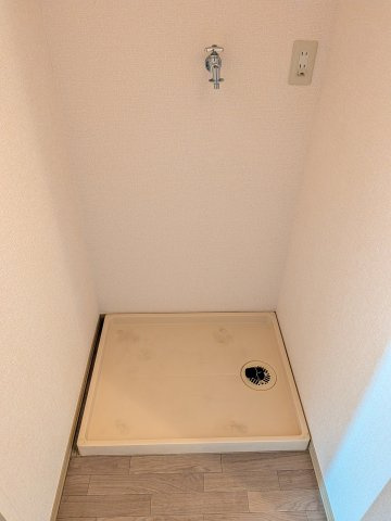 【その他】 | ヴェルドミール | 掃除機など収められるようになっております